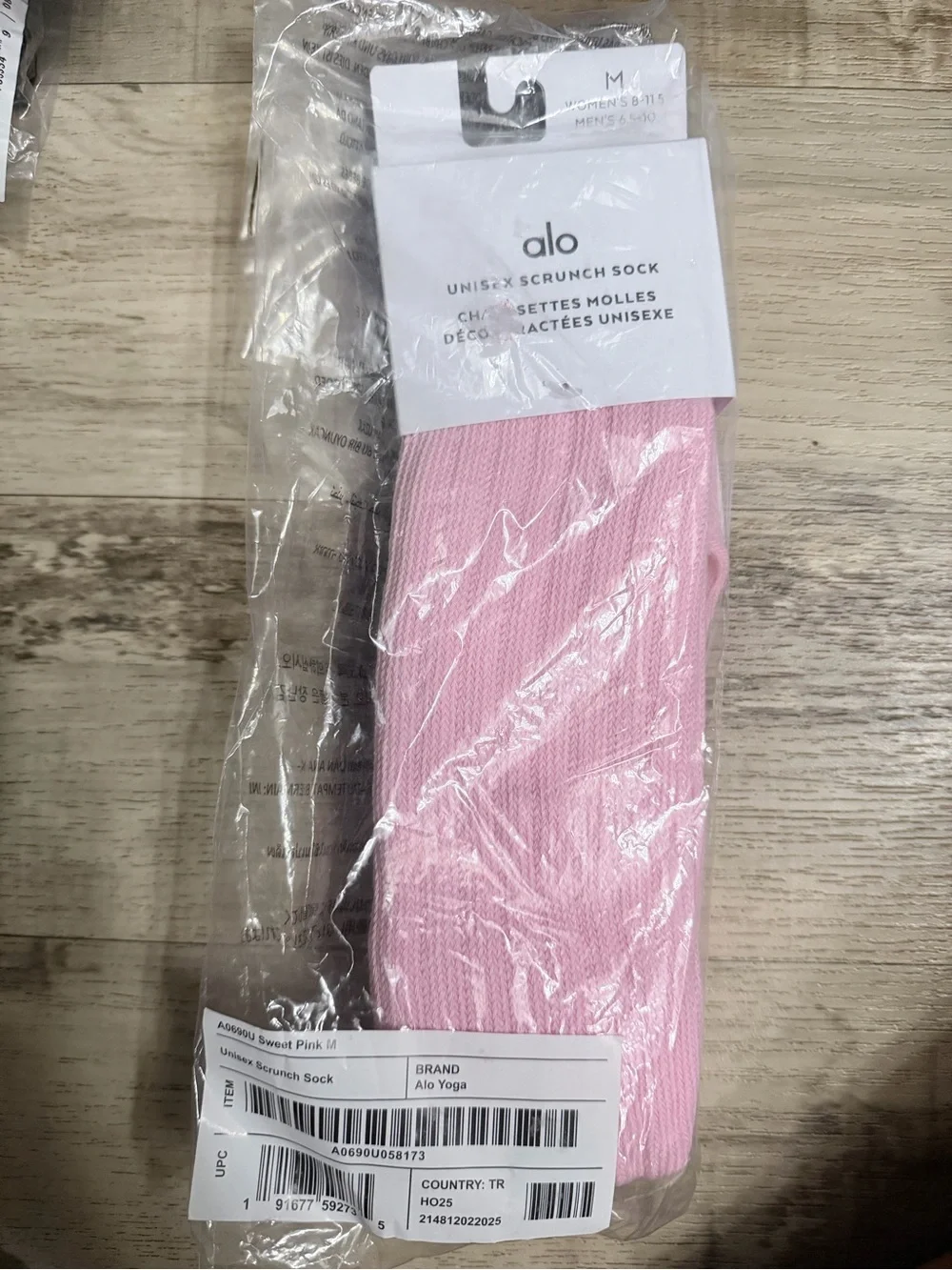 ALO Yoga Women's Scrunch Sock in Light Pink